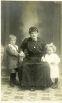Germaine Osstyn en haar kinderen